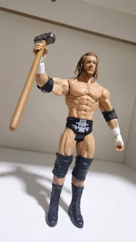 Action Figure Triple H - WWE
