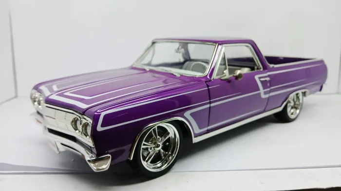 Miniatura El Camino Roxa 1/18 Acme 