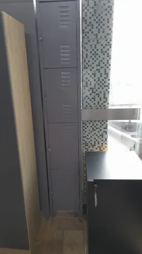 Armário de aço 4 portas