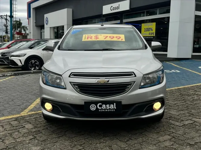 Chevrolet Onix Hatch LTZ 1.4 8V Flex Aut. 4P 2015