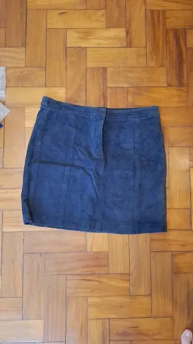 Mini saia camurça azul marinho 38/40 trazida da França