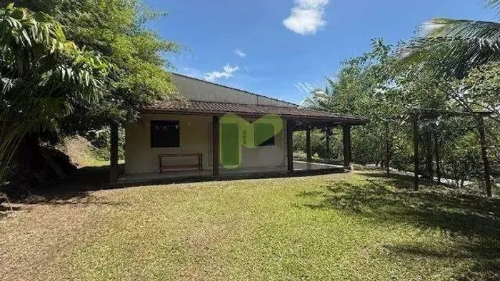 Chácara a venda com acesso exclusivo ao Rio Macaé