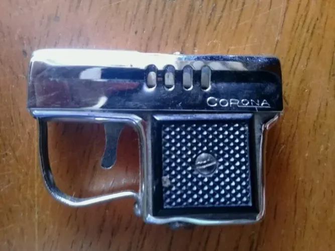 Isqueiro Corona