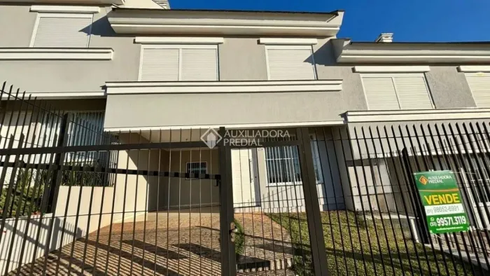 Sobrado à Venda no Bairro Universitário - Lajeado