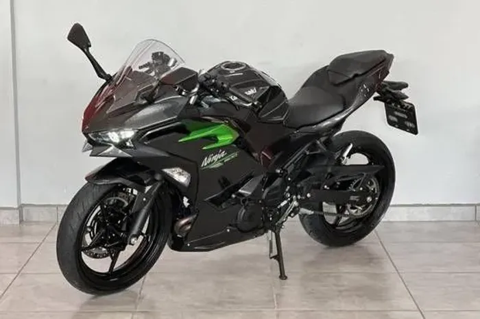 Kawasaki Ninja 500