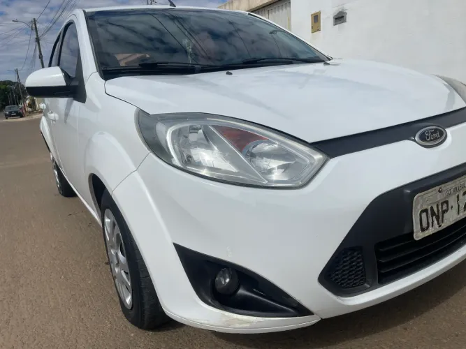 Ford Fiesta S 1.0 8V Flex 5P 2014