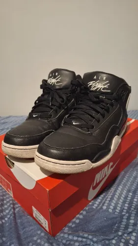 NIKE AIR FLIGHT LEGACY 