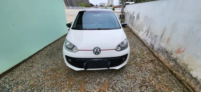 Volkswagen Up! Black/white/red 1.0 T. Flex 12V 5P 2015