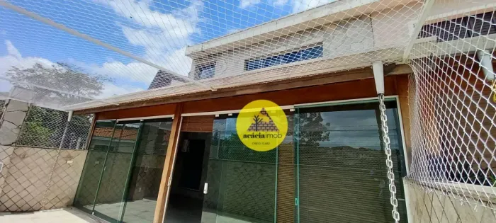 Sobrado à venda com 4 dormitórios (3 suítes) e 4 vagas, 340m2 - Parque São Domingos - São