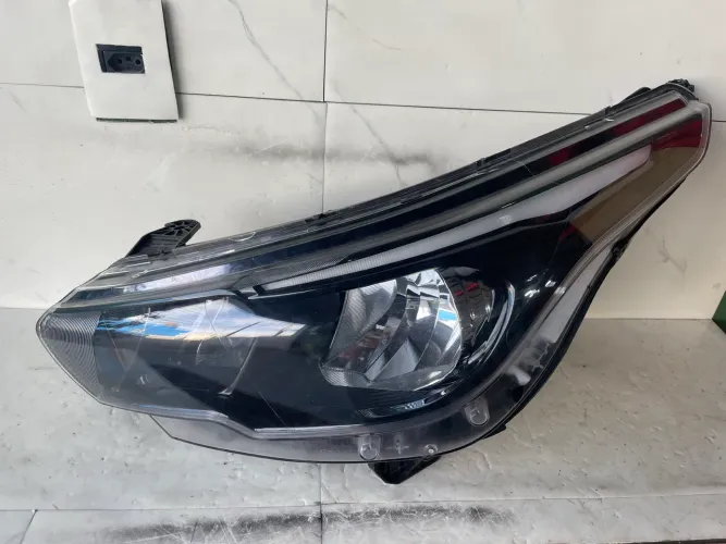Farol Do Argo/Cronos 2024/26 Com Led Lado Esquerdo (Original)