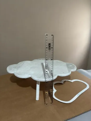 Porta docinhos em formato de nuvem - MDF