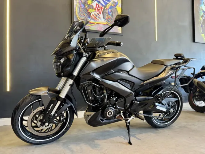 BAJAJ DOMINAR D400 T 2024