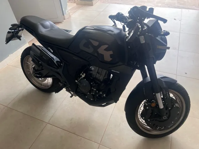 Zontes GK muito nova