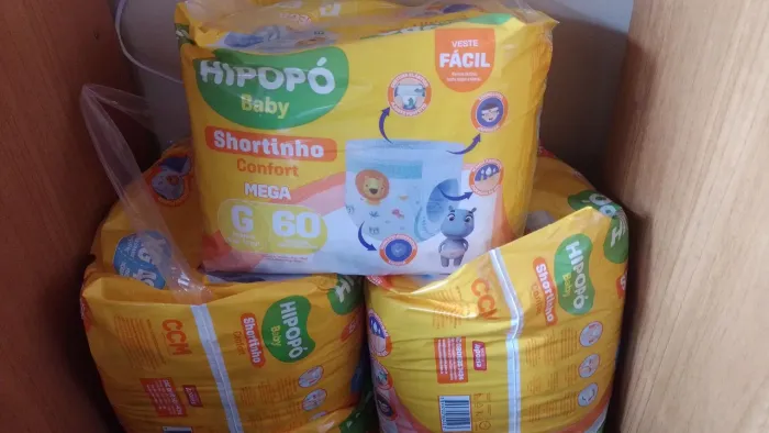 Fraldas 2 pacotão por 75