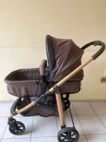 Carrinho de Bebê Galzerano - Lindo, Seguro e Muito Conservado