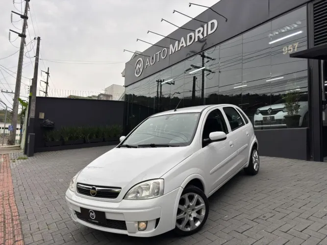Chevrolet Corsa Hat. Maxx 1.4 8V Econoflex 5P 2012