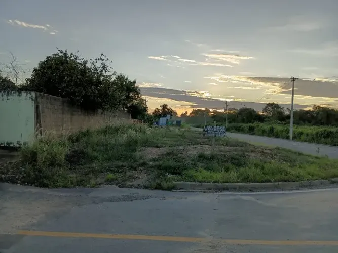 Terreno de (360 m²) no Altos do Coxipó