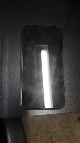 Iphone 11 na cor preta