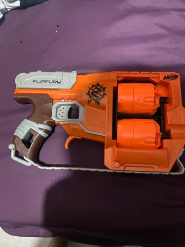 Nerf com dardos