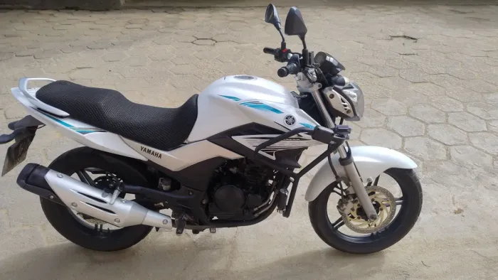 Yamaha Fazer 250