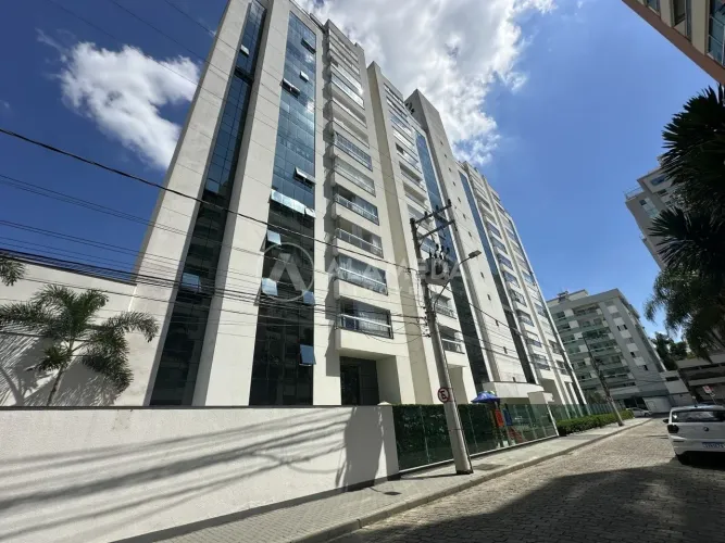 APARTAMENTO SEMIMOBILIADO NO BAIRRO VELHA.