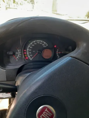 Fiat Strada Working 1.4 MPI Fire Flex 8V CD 2013