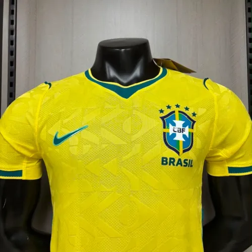 CAMISA TAILANDESA BRASIL VERSÃO JOGADOR ?