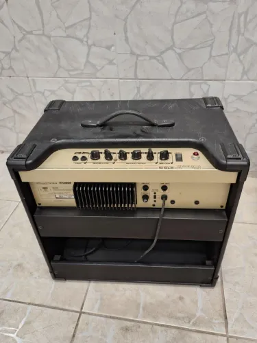 Amplificador (Cubo) Staner Shout 215G para Guitarra - Funcionando Perfeitamente 