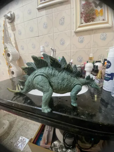 Dinossauro estegossauro