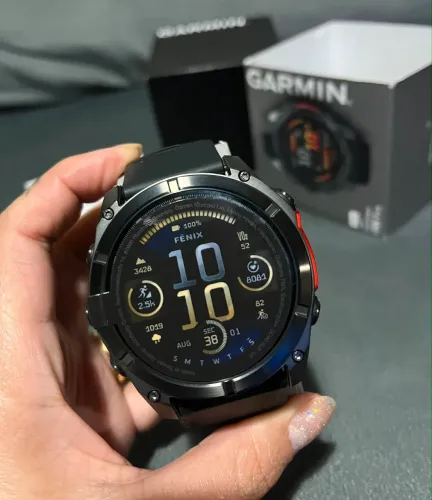 Relógio Garmin Fenix 8 AMOLED Premium GPS Watch - Completo na Caixa
