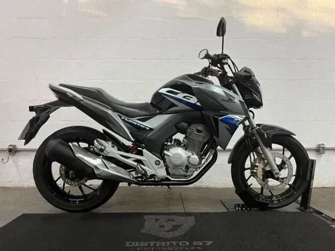Honda twister 250i 