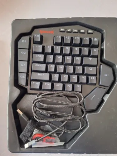 Mini Teclado Mecanico DITI K585 - Outemu Blue Switch - PERFEITO