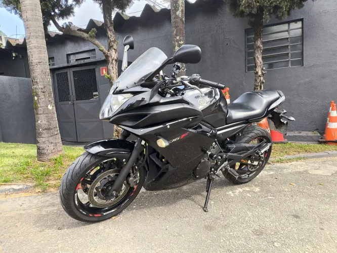 Yamaha XJ6 F 2012