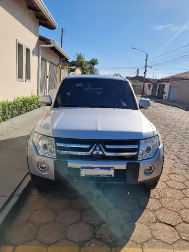 Mitsubishi Pajero HPE Full 3.2 4X4 T.i.dies.3p Aut. 2008