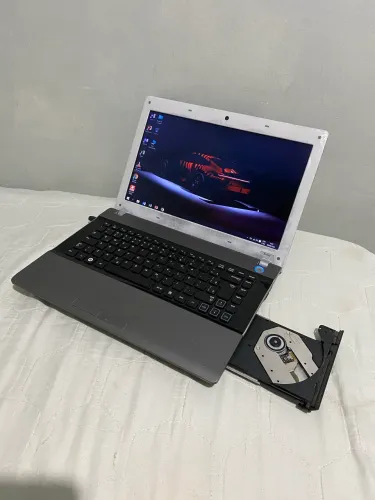 Notebook Samsung Core i3 / SSD 128GB / 8GB RAM