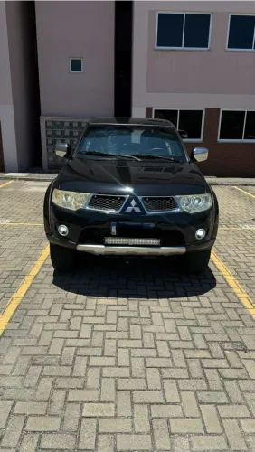 Mitsubishi L200 Triton HPE 3.2 CD TB Int.diesel AUT 2013