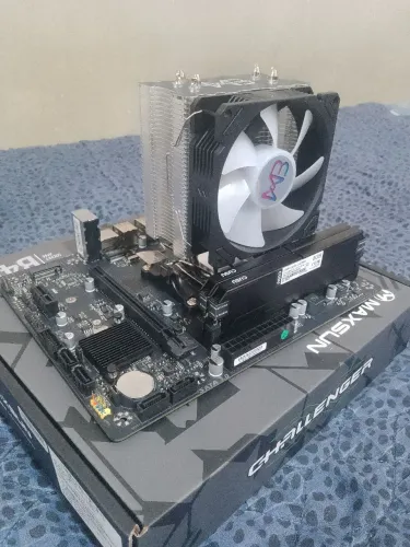 Kit Ryzen 5 5500 + B450 + 16GB DDR4 + Cooler