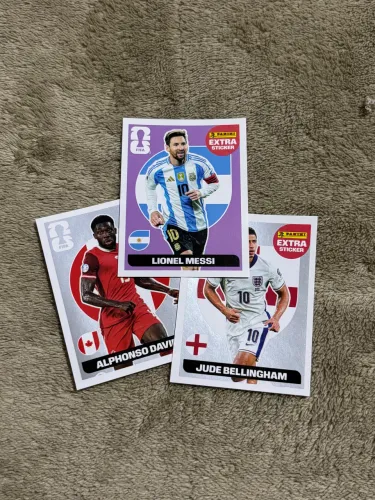 kir 3 Figurinhas Extra Legend Copa 2026 - Messi, bellingham e davies