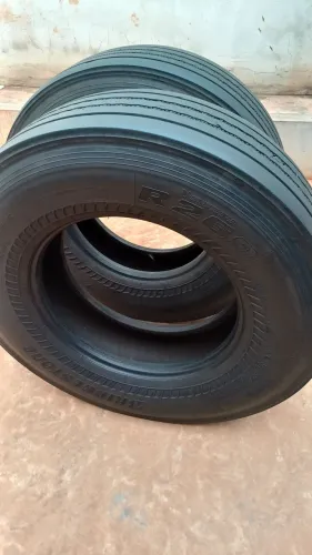 4 pneus 295/80