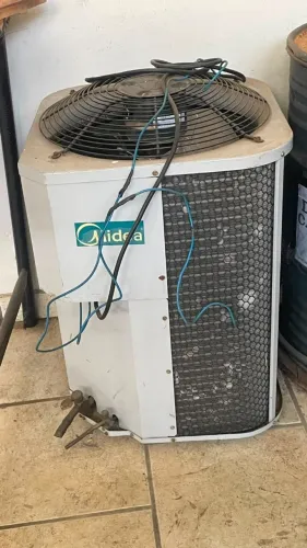 Ar-condicionado Midea antigo