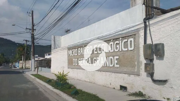 Terreno à venda, 675 m² por R$ 390.000,00 - Serra Grande - Niterói/RJ