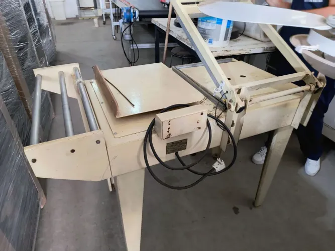 Seladora L 400x500