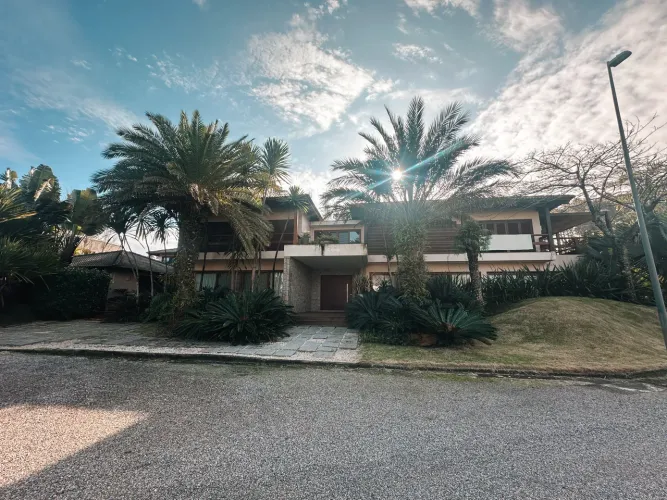 Casa maravilhosa no Condomínio Horizontal da Barra
