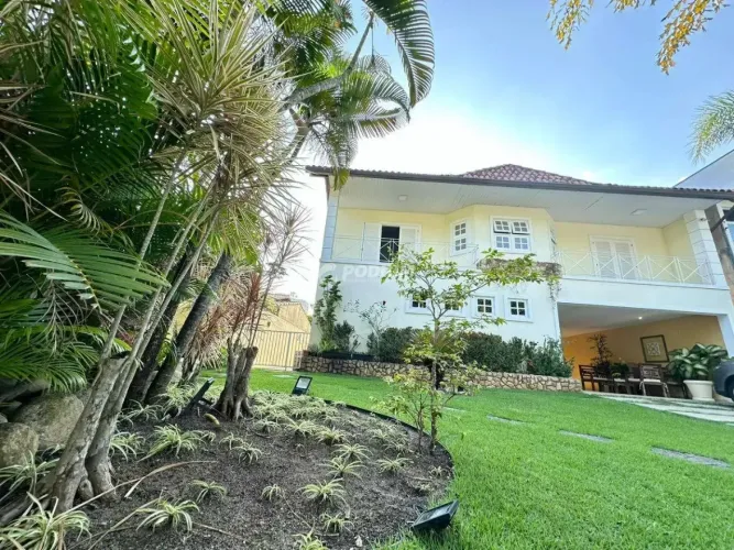 Barra da Tijuca | Casa 5 quartos, sendo 3 suites
