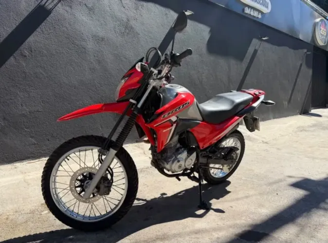 Moto Honda NXR 2022