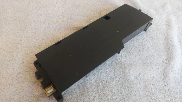 Fonte de alimentação playstation 3 slim.