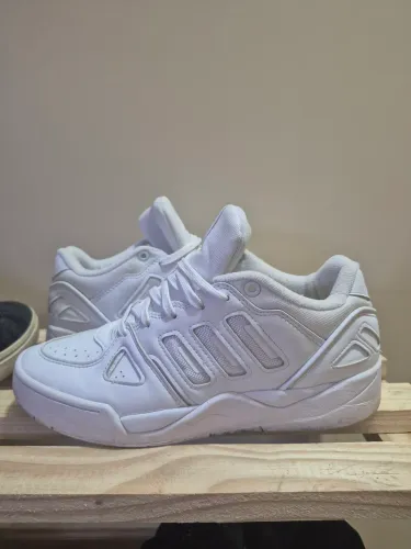 Tênis Adidas Midcity low - tam 40