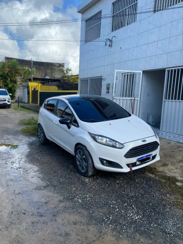 Ford Fiesta 1.5 16V Flex Mec. 5P 2014
