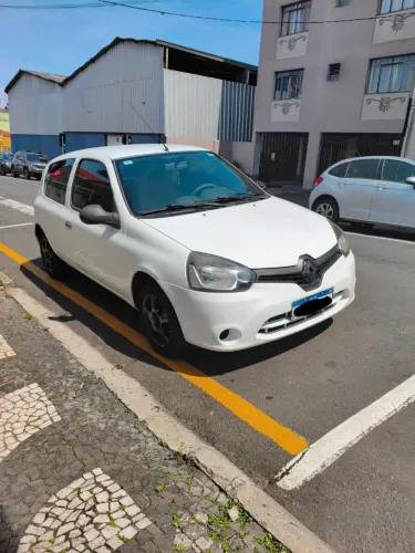 Renault Clio Authentique 1.0/1.0 Hi-power 16V 3P 2014