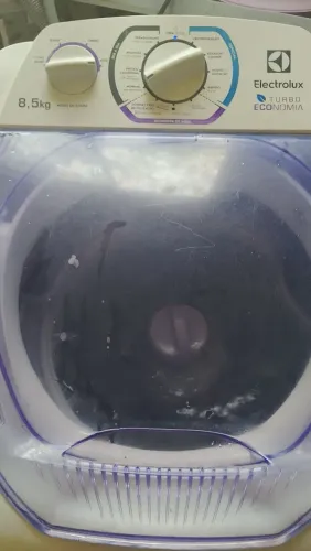 Máquina de lavar roupa Eletrolux 8.5